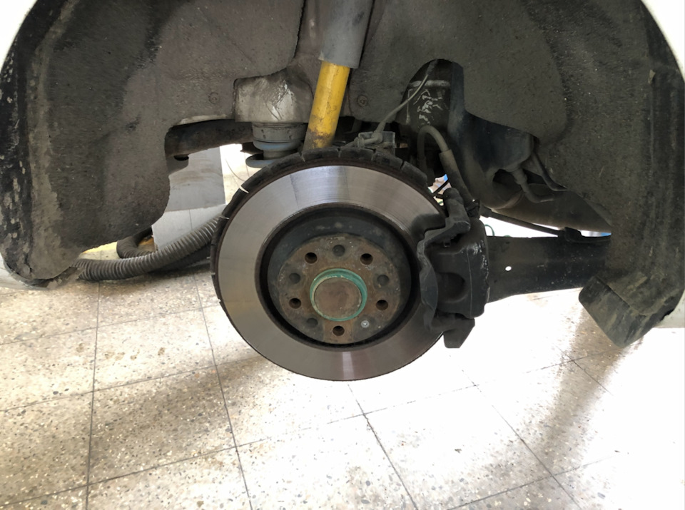 Фото в бортжурнале Skoda Octavia RS A5 Mk2