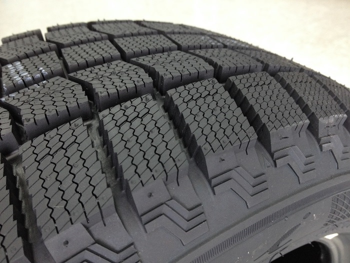 Зимние Шины «Maxxis» Premitra Ice SP3 205/65 R15 — Opel Omega B, 2 л ...