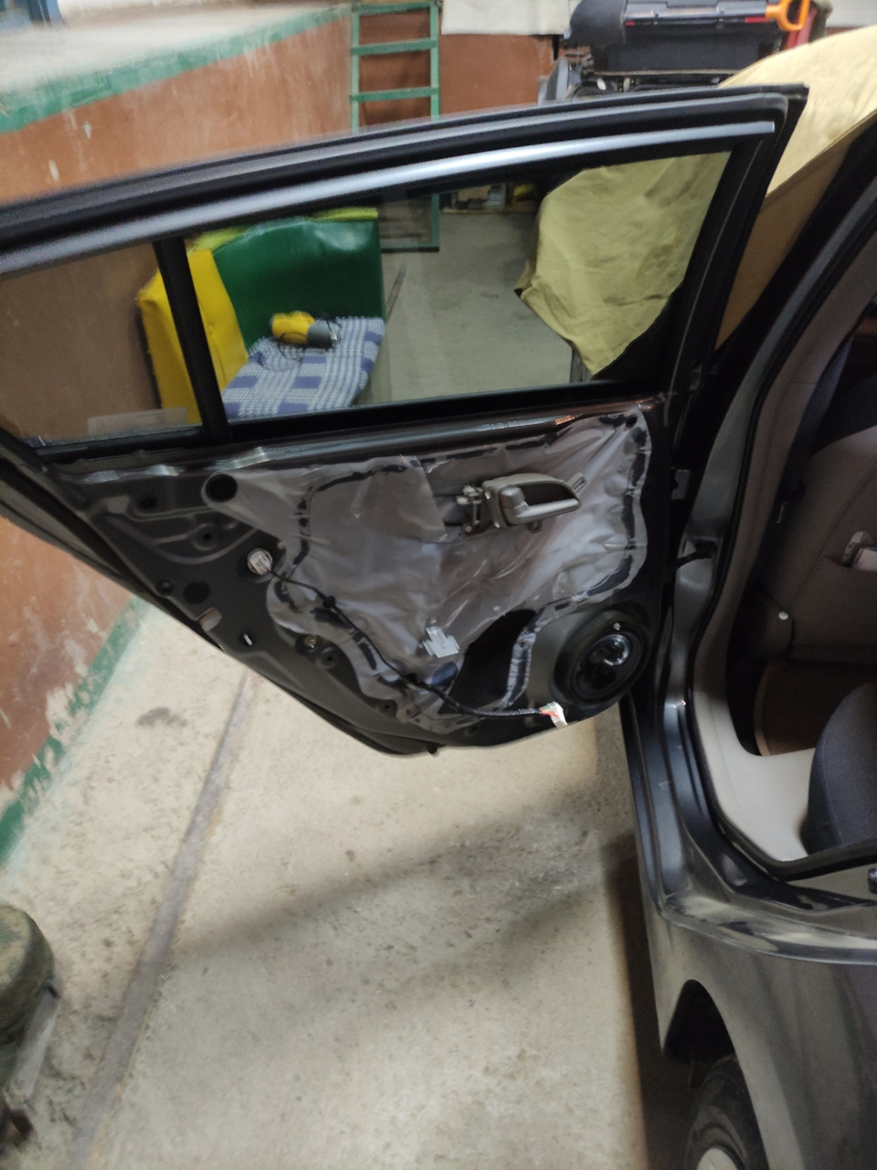 Своими руками зеркало, тонировка! — Honda Insight (2G), 1,3 л, 2009 ...