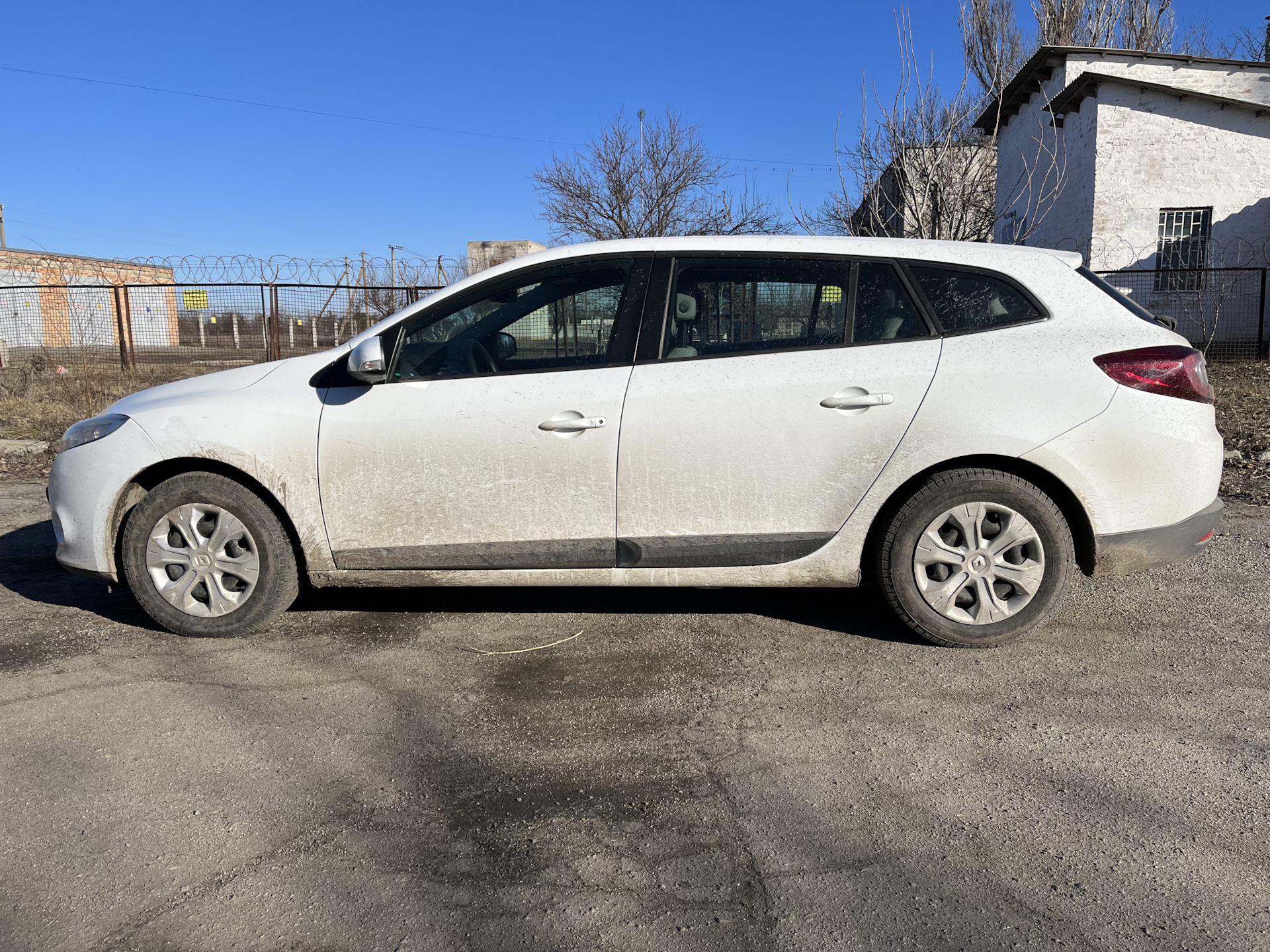 Увеличение клиренса и защита двигателя и КПП — Renault Megane III, 1,5 л,  2010 года | кузовной ремонт | DRIVE2