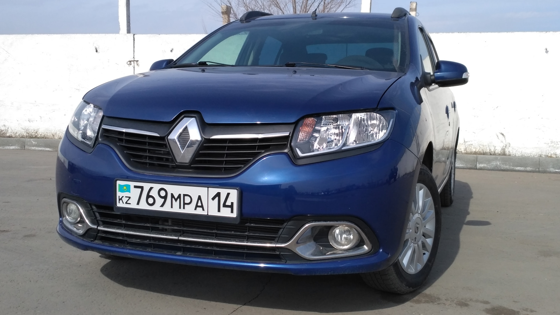 Renault Logan (2G) 1.6 бензиновый 2014 | на DRIVE2