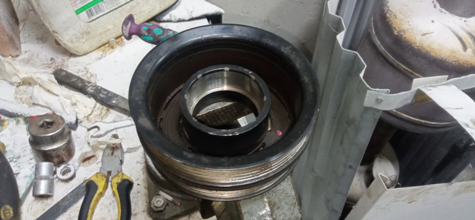 Компрессор кондиционера загудел — Volvo S40 (2G), 2,4 л, 2007 года ...