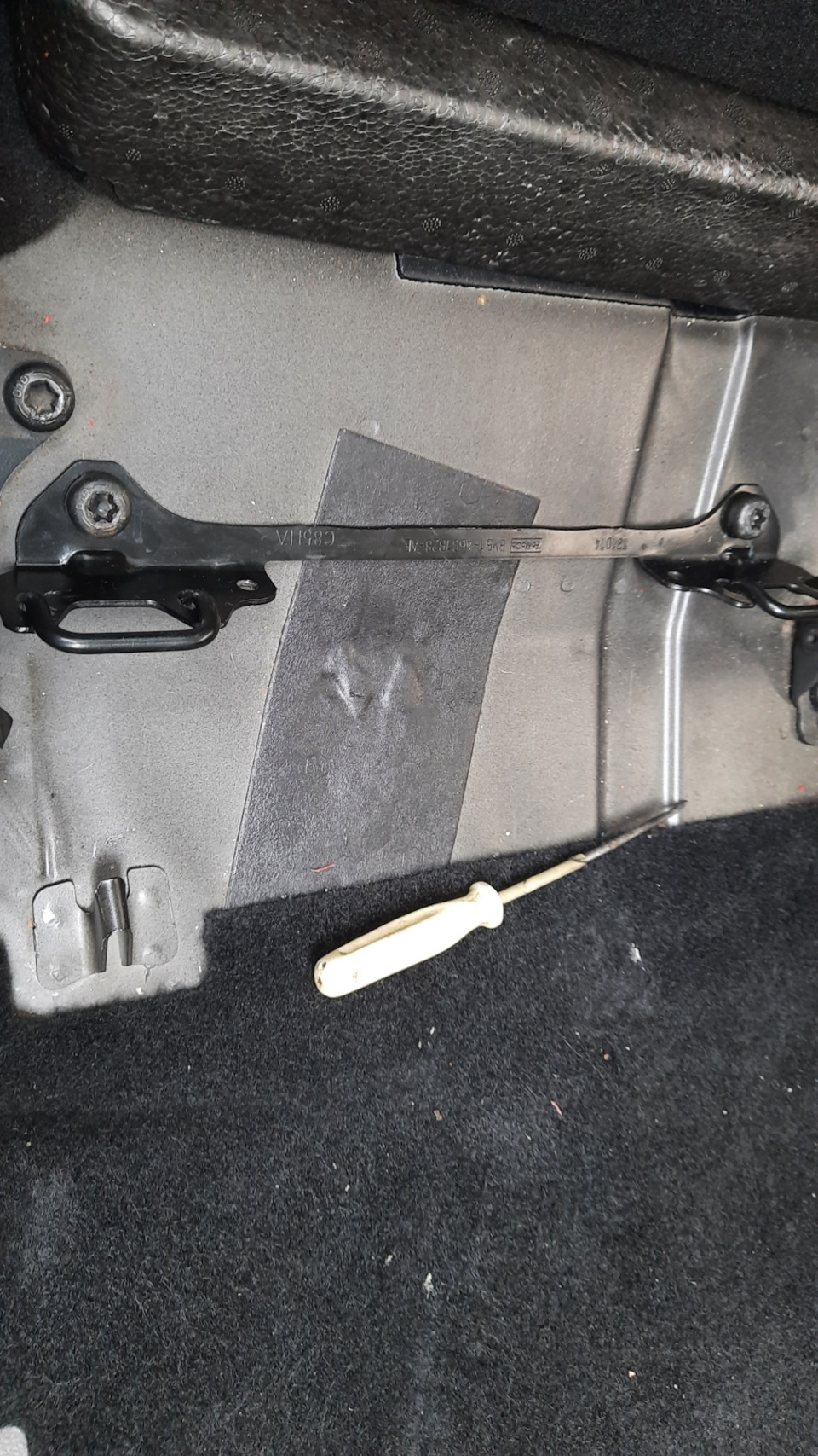 553022 Тормозные колодки, барабанный тормоз VALEO | Запчасти на DRIVE2