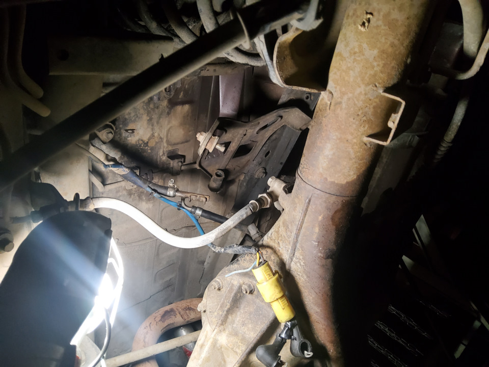 Фото в бортжурнале Toyota Crown Wagon (S120)