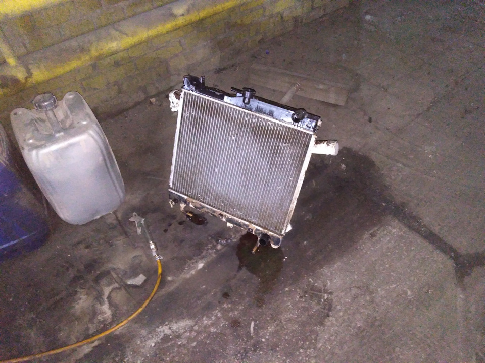 Замена сальника коленвала и проклейка кузова — ГАЗ Газель, 2,3 л, 2004 ...