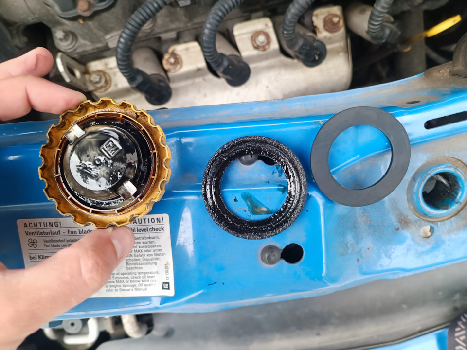 Кольцо крышки масло заливной горловины. — Opel Meriva (A), 1,6 л, 2003 ...