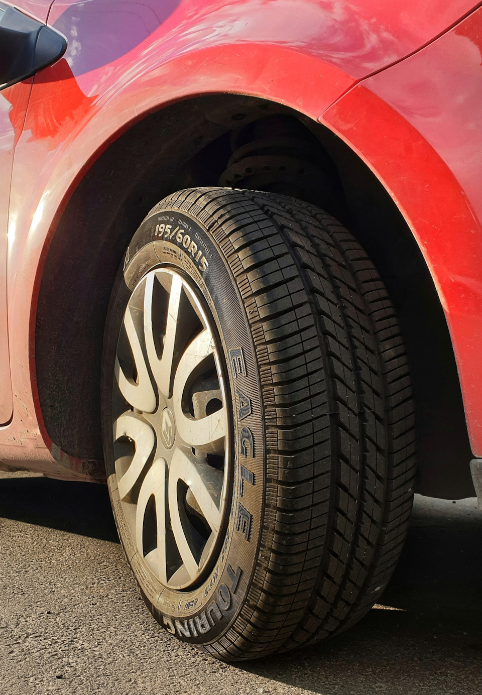 195/60/R15 Goodyear — Renault Clio III, 1,2 л, 2010 года | шины | DRIVE2