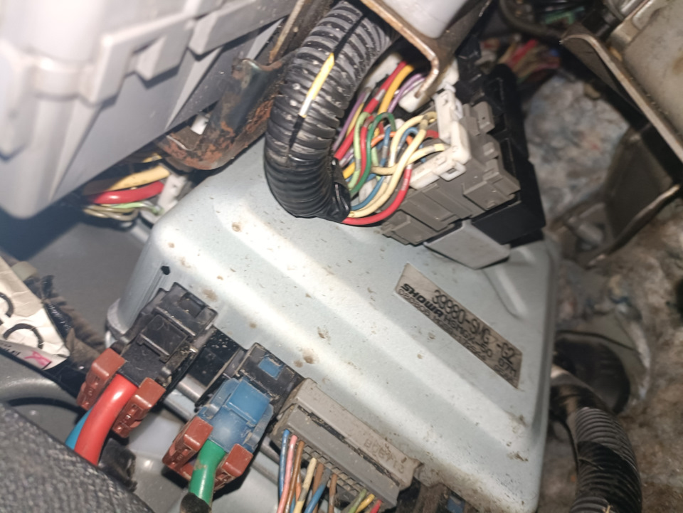 Ремонт главного цилиндра сцепления и регулировка штока круиз контроля ...