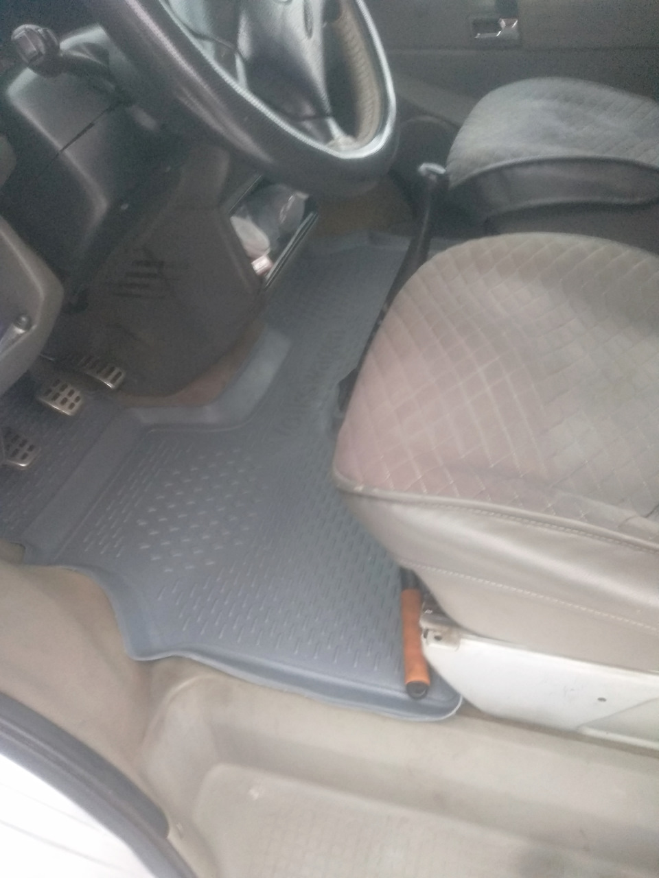 Фото в бортжурнале Volkswagen Multivan (T4)