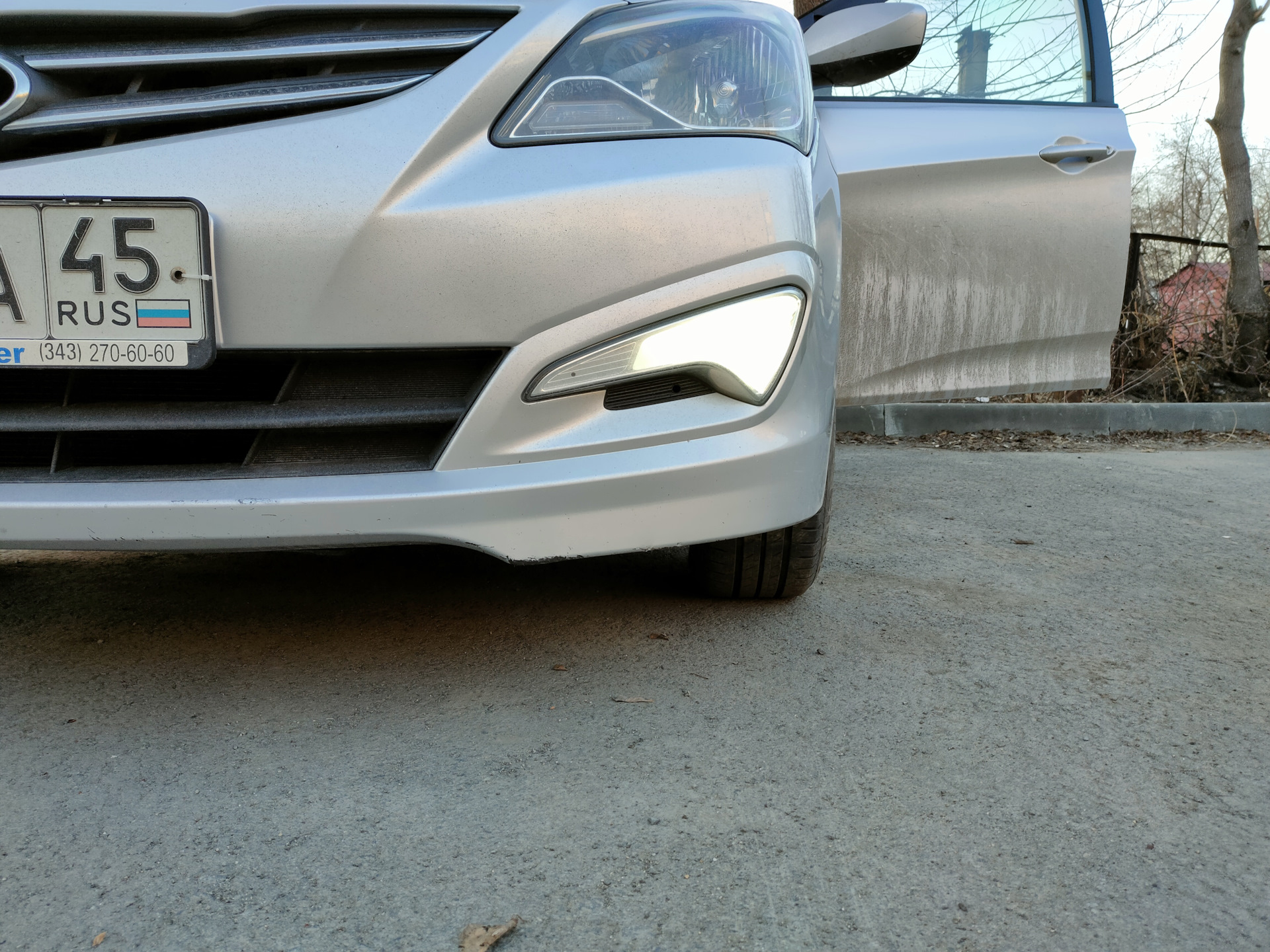 Замена ламп ДХО — Hyundai Solaris (1G), 1,6 л, 2015 года | своими ...