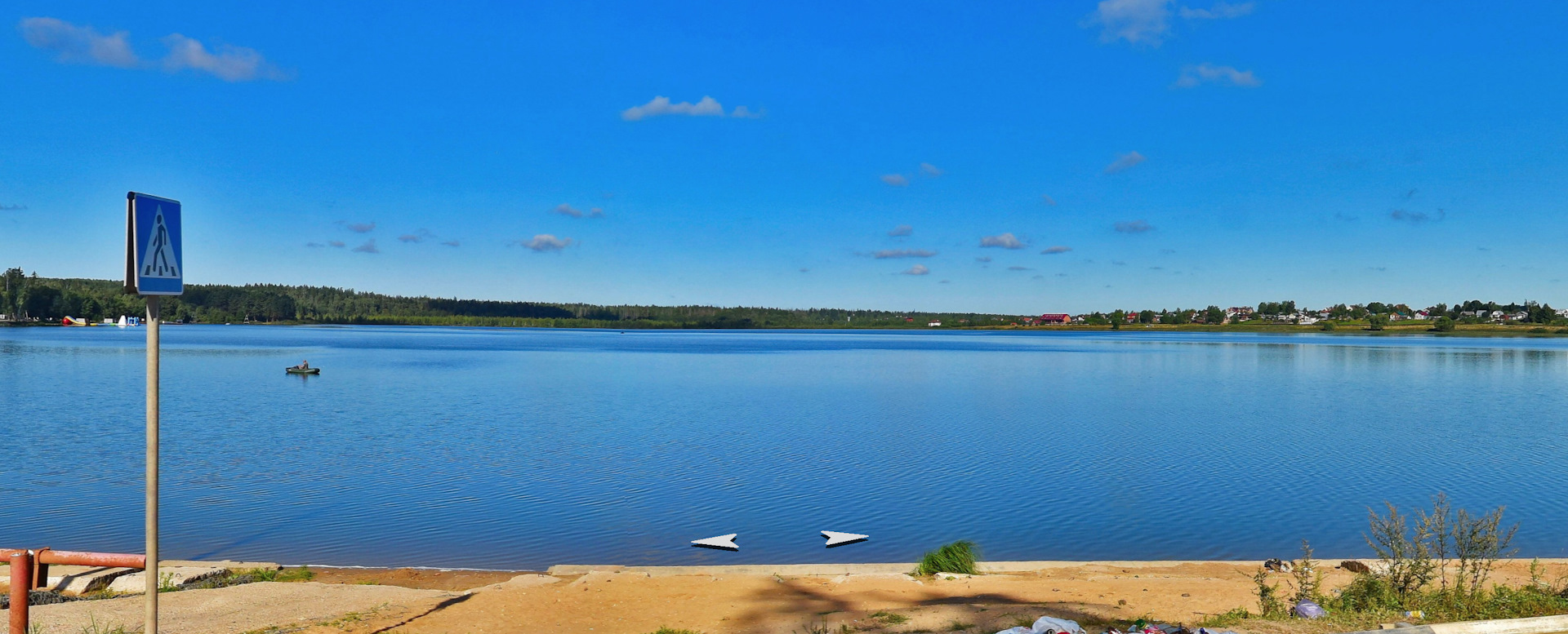 Первое мая озеро. Озеро Квадратка. Пруд Квадратка. Квадратка Новосибирск. Пруд Квадратка Новосибирск рыбалка.