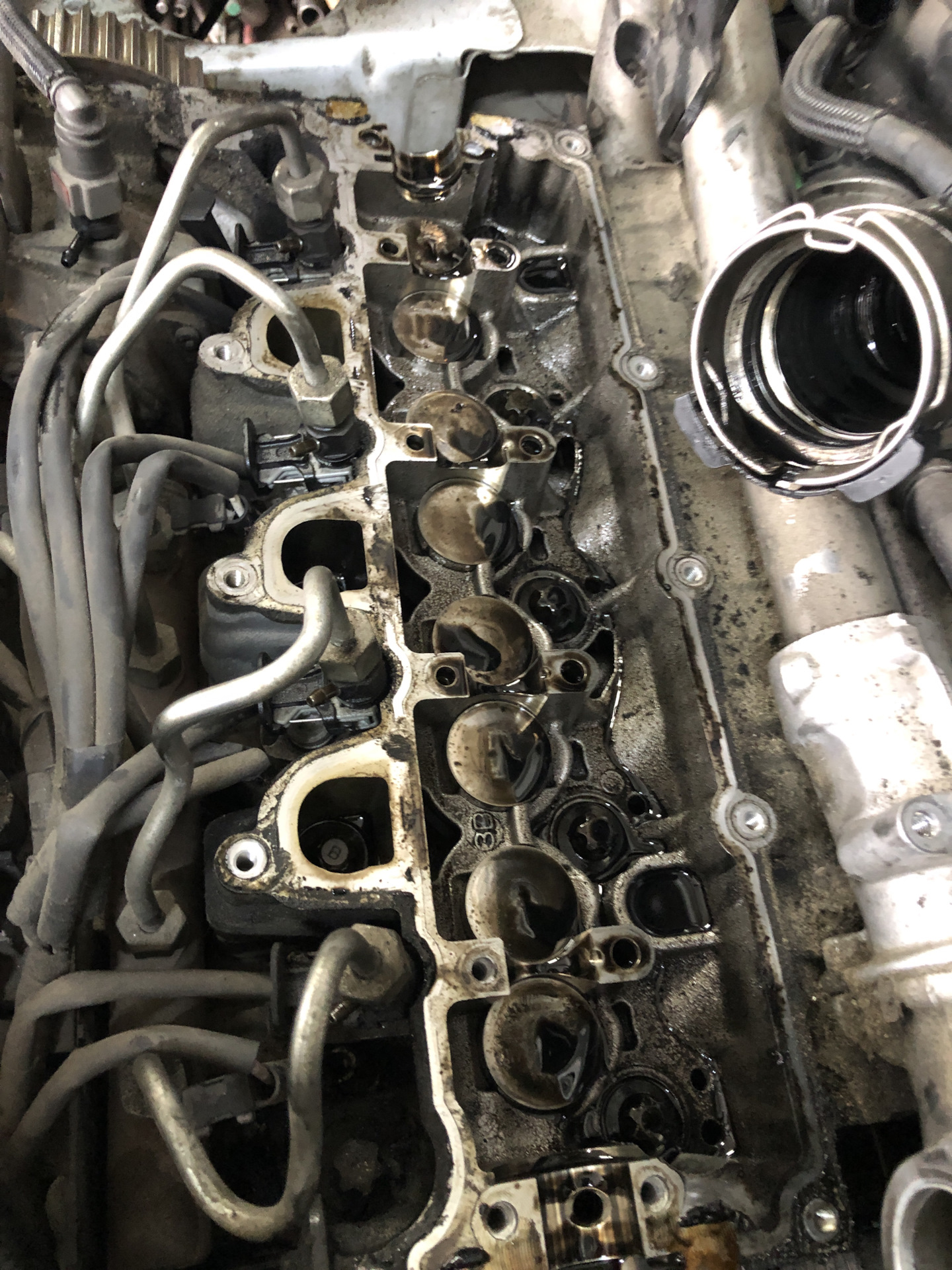 Регулировка клапанов, замена ремня ГРМ с помпой и ремень генератора ...