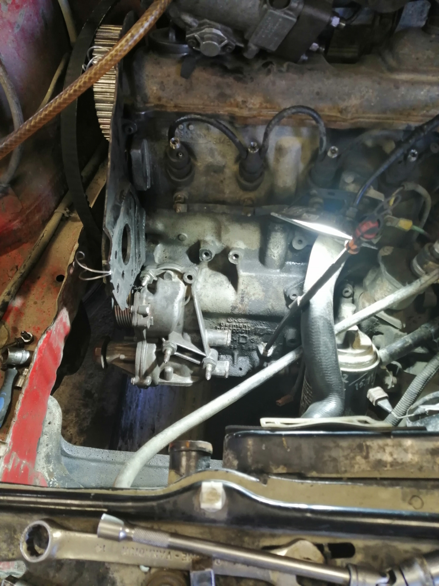 Замена гены и что пришлось поменять для перехода на ручейковый ремень ...