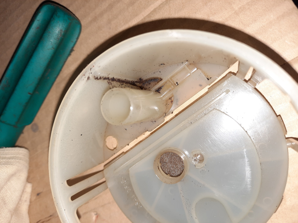 Опять гудит бензонасос и машина дёргается при разгоне. — Lada Vesta, 1 ...