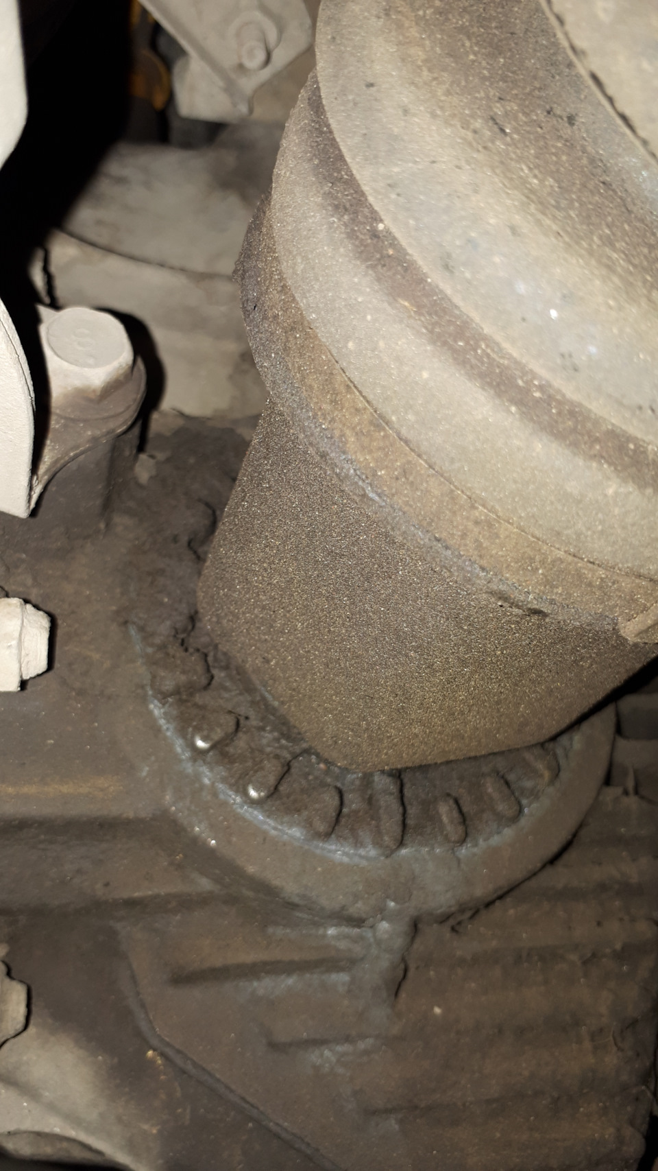 Замена сальника привода переднего правый и правого уплотнительного ...