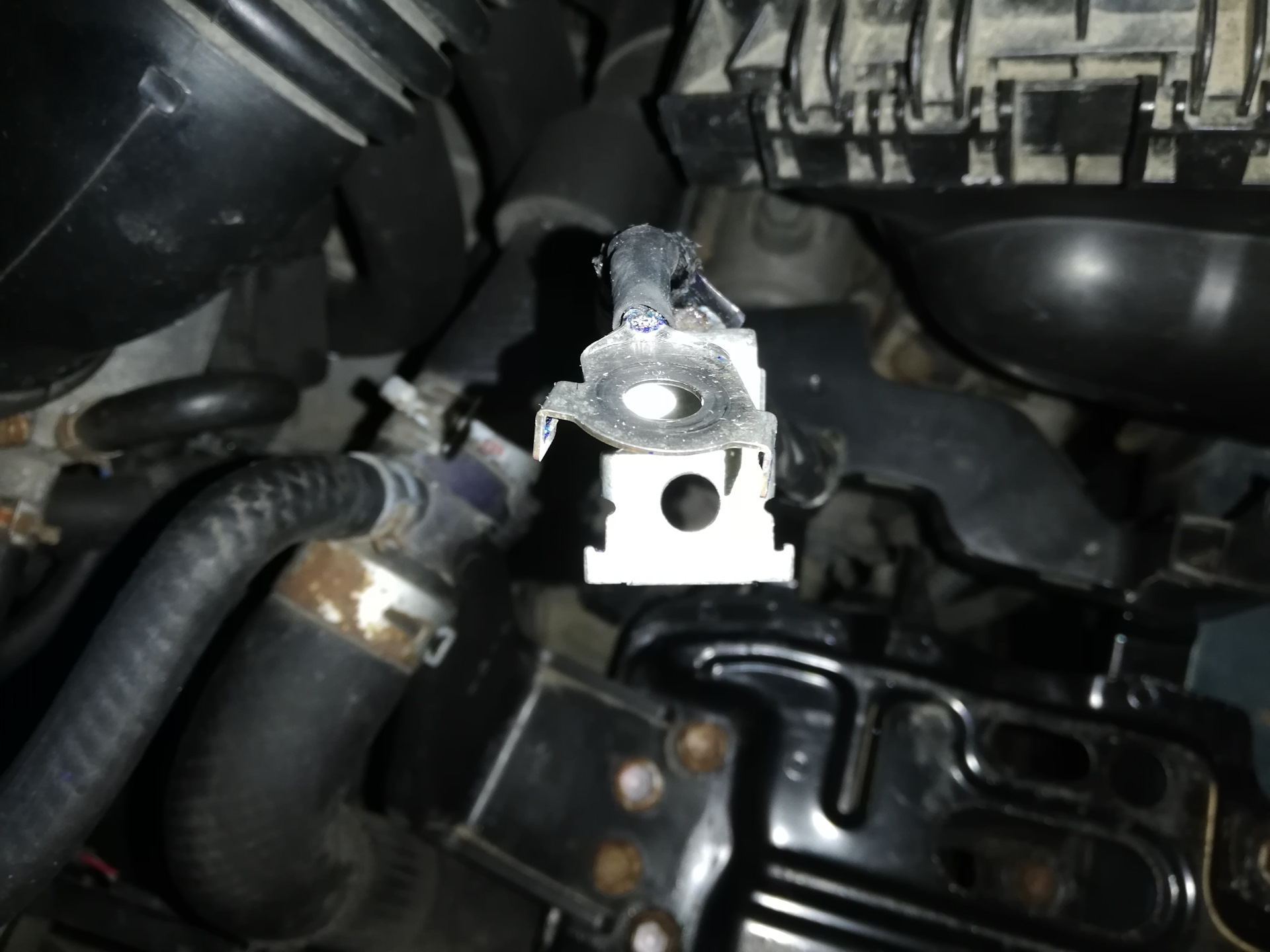 P0172(продолжение), или чистка клемм аккумулятора. — Toyota Corolla ...