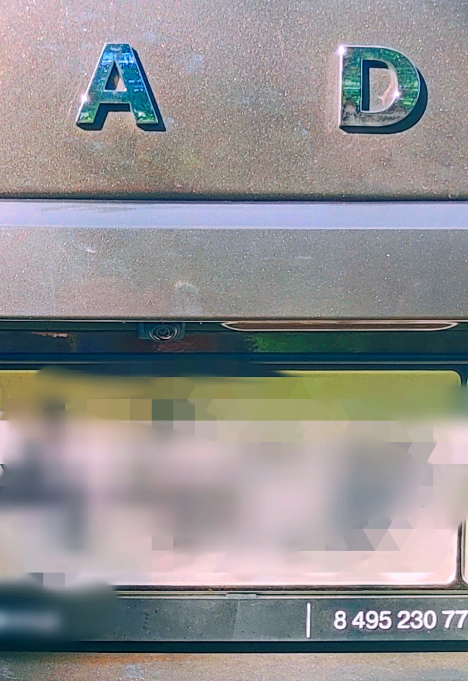 Камера 📷 практически не заметна на автомобиле даже в шаге от автомобиля. — Lada Гранта Лифтбек (2G)