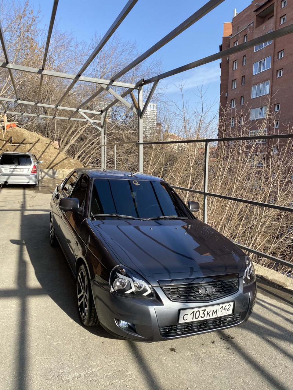 Ситуация «Новосибирск» — Lada Приора хэтчбек, 1,6 л, 2014 года | колёсные  диски | DRIVE2