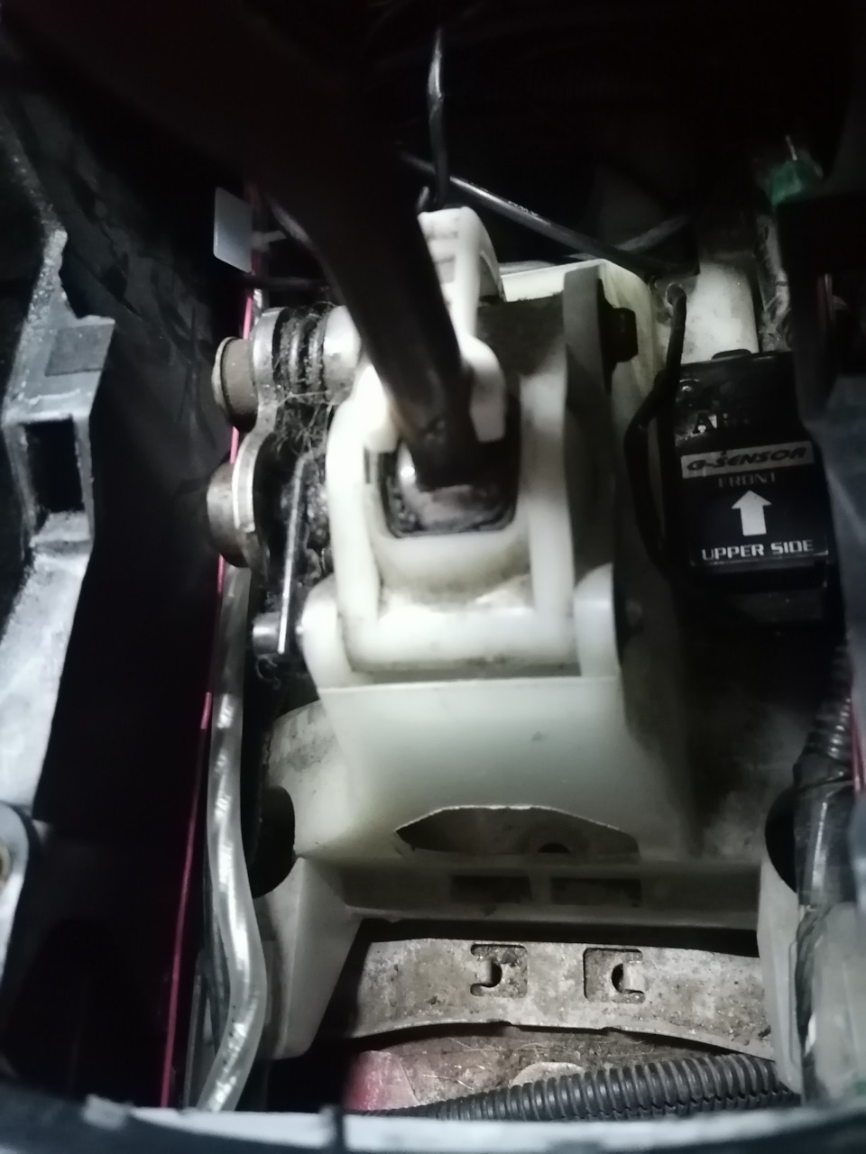 Подключение саба без сверления кузова. — Toyota Celica (200), 2 л, 1999 ...