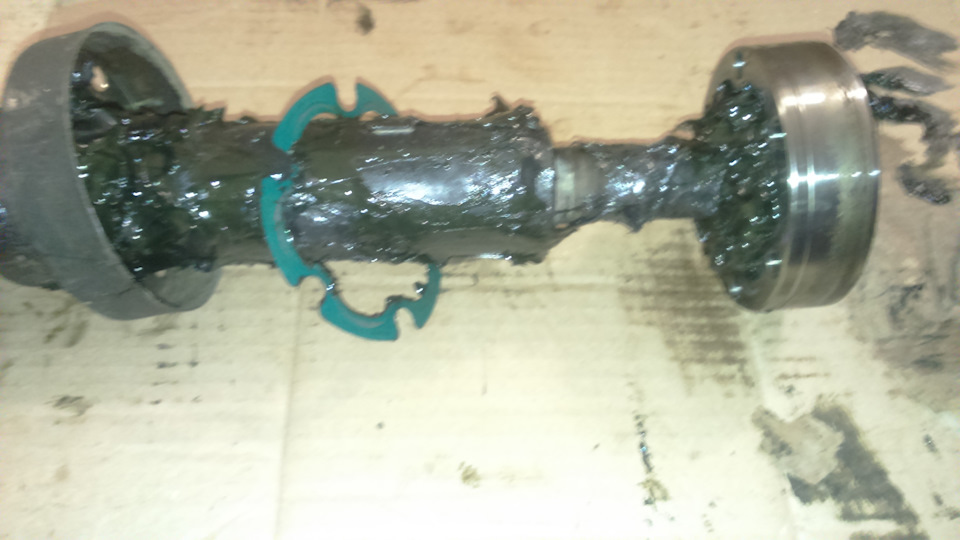 Замена пыльника переднего кардана Туарег 3.0tdi bks 2008 — DRIVE2