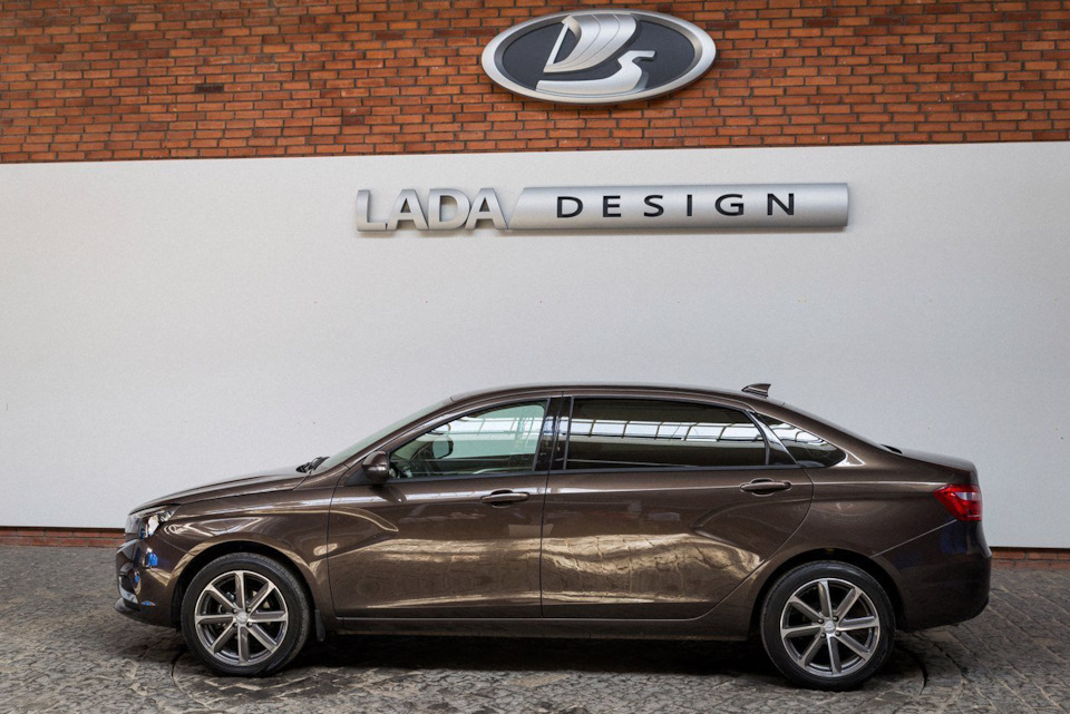 Фото в бортжурнале LADA Vesta