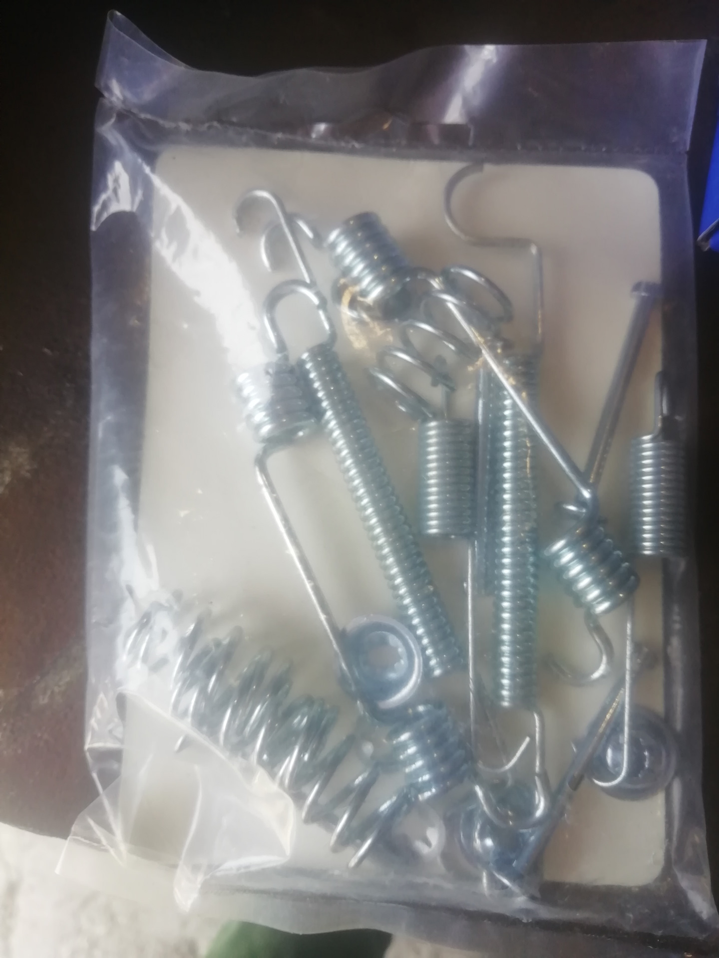 Замена тормозных барабанов и троса ручного тормоза. — DRIVE2