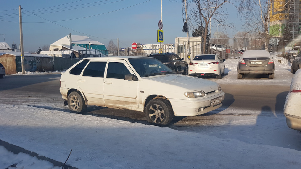 Фото в бортжурнале Lada 2114