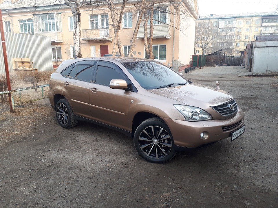 Шины тойота харриер. Toyota Harrier диски r18. Toyota Harrier r19. Колеса r19 Toyota Harrier.