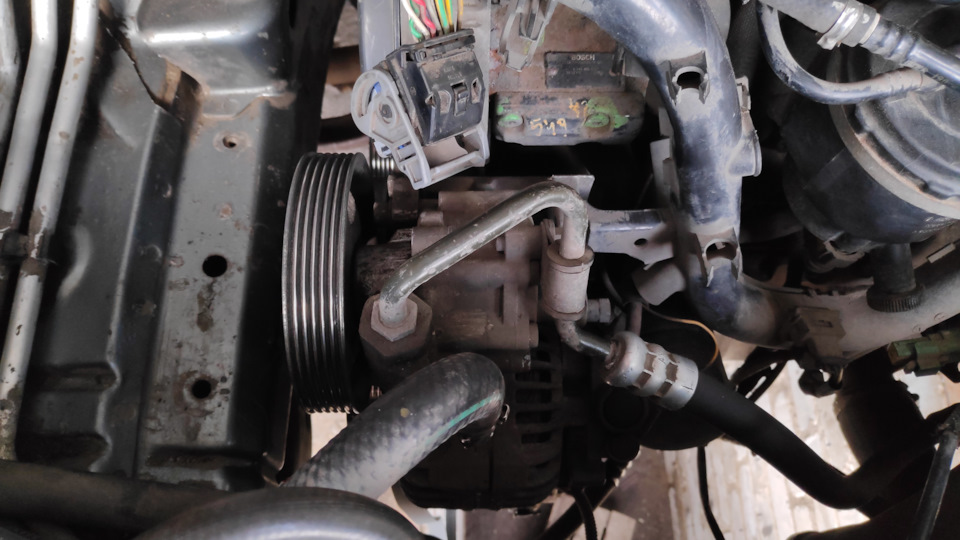 Проверка свечей накаливания. Греется шкив насоса ГУРа! — Peugeot 406, 2 ...