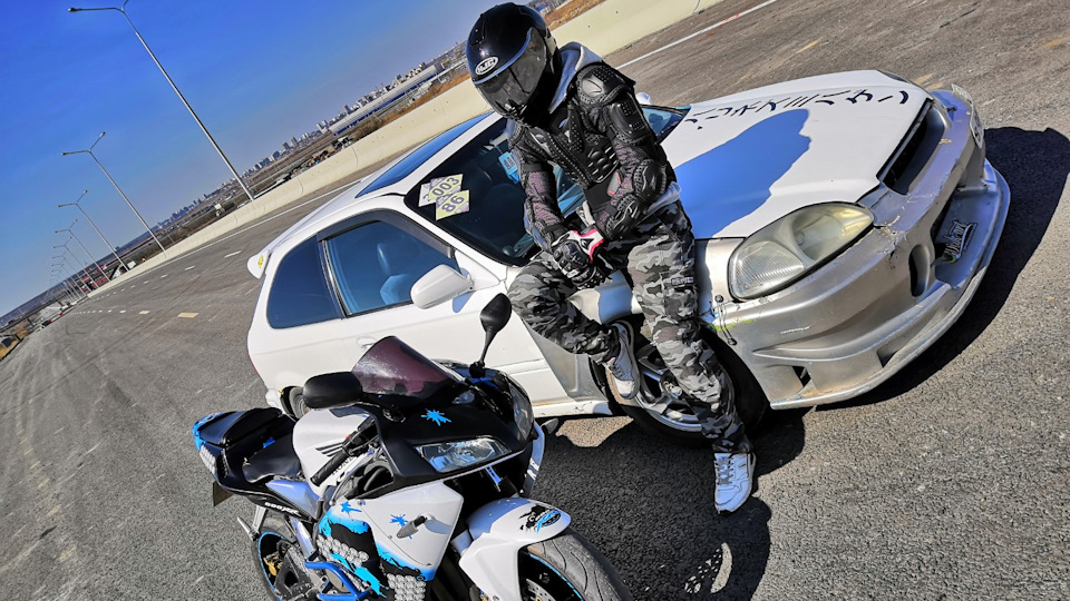 Honda Civic Hatchback Дурной Ёж