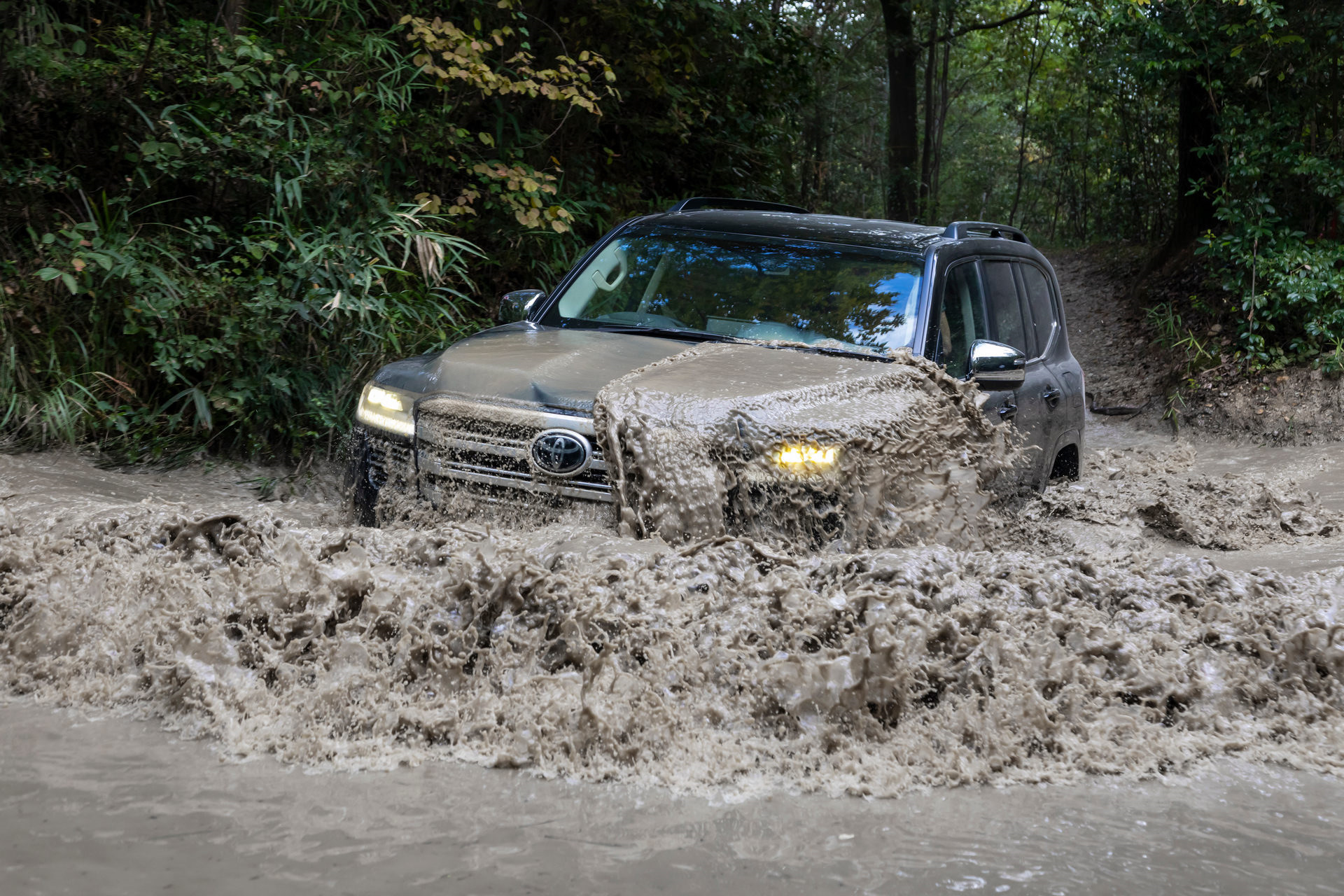 Toyota Land Cruiser 300 Offroad