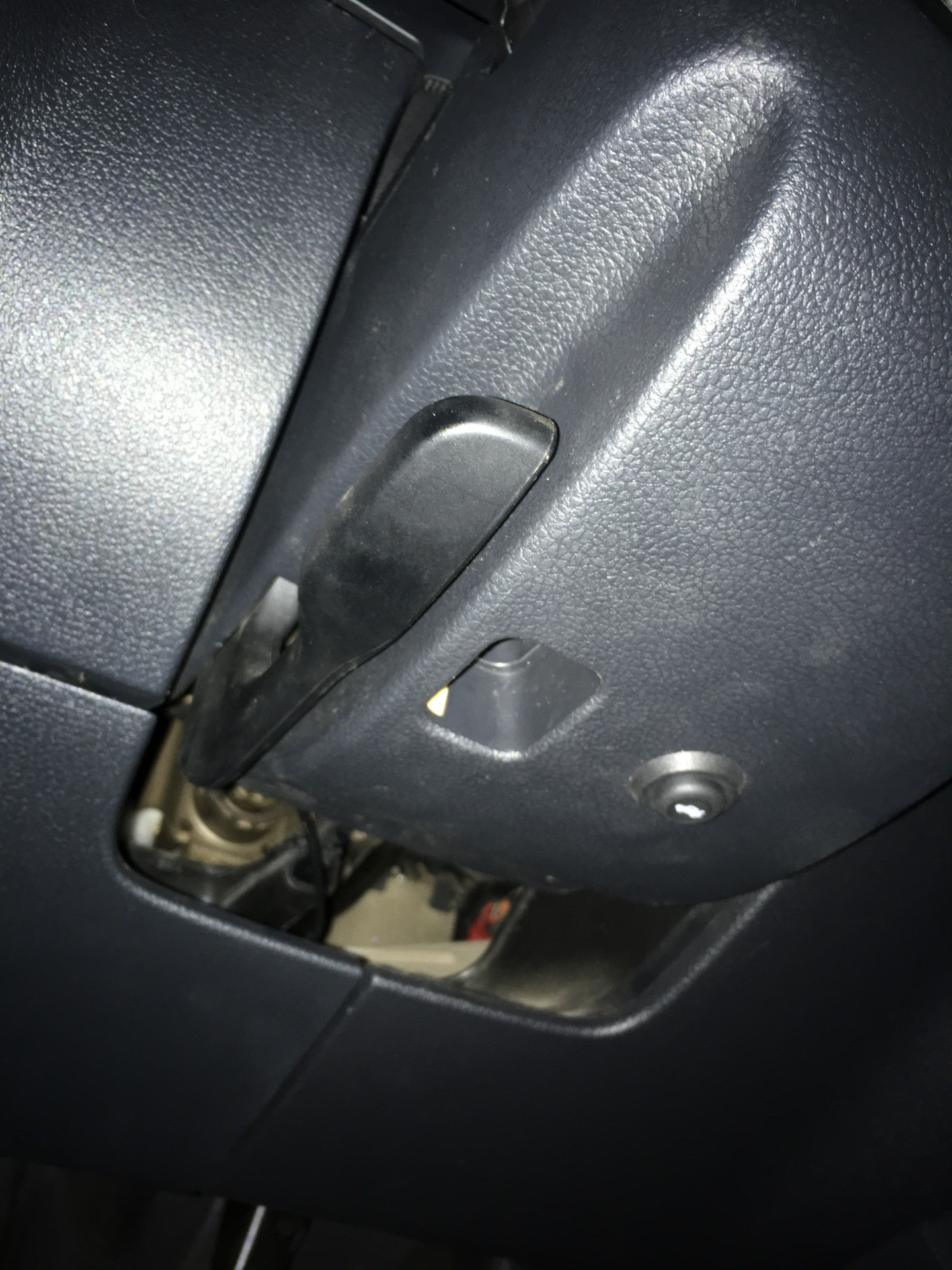 Сигналка с автозапуском — Volkswagen Tiguan (1G), 2 л, 2015 года ...