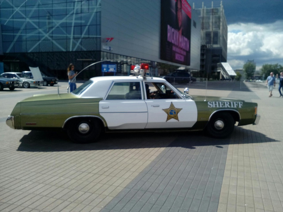 Фото в бортжурнале BMW 7 series (E23)