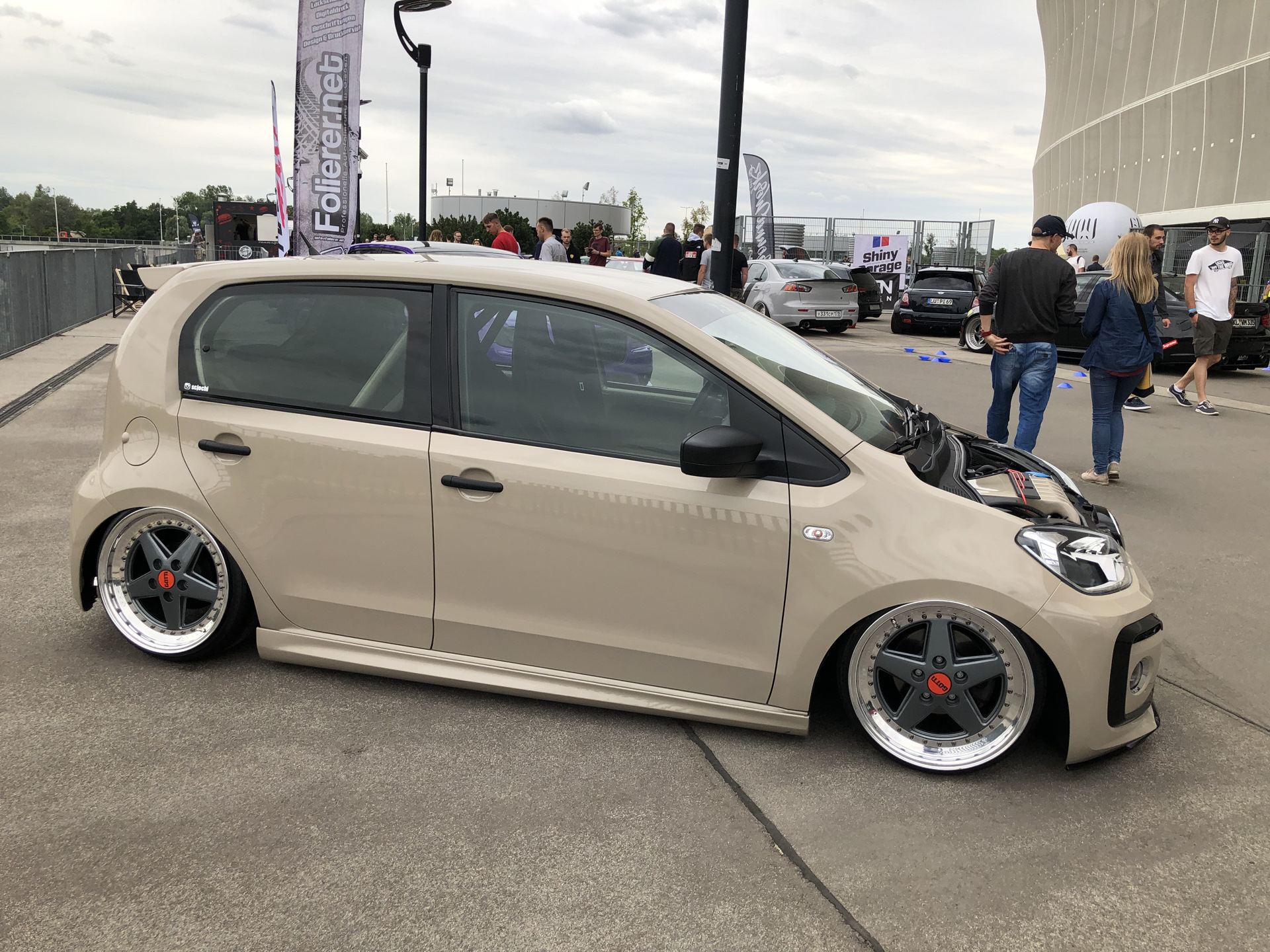 Vw up gti 2020. Volkswagen up на стиле. Up tuning. Volkswagen up тюнинг. Фольксваген ап тюнинг.