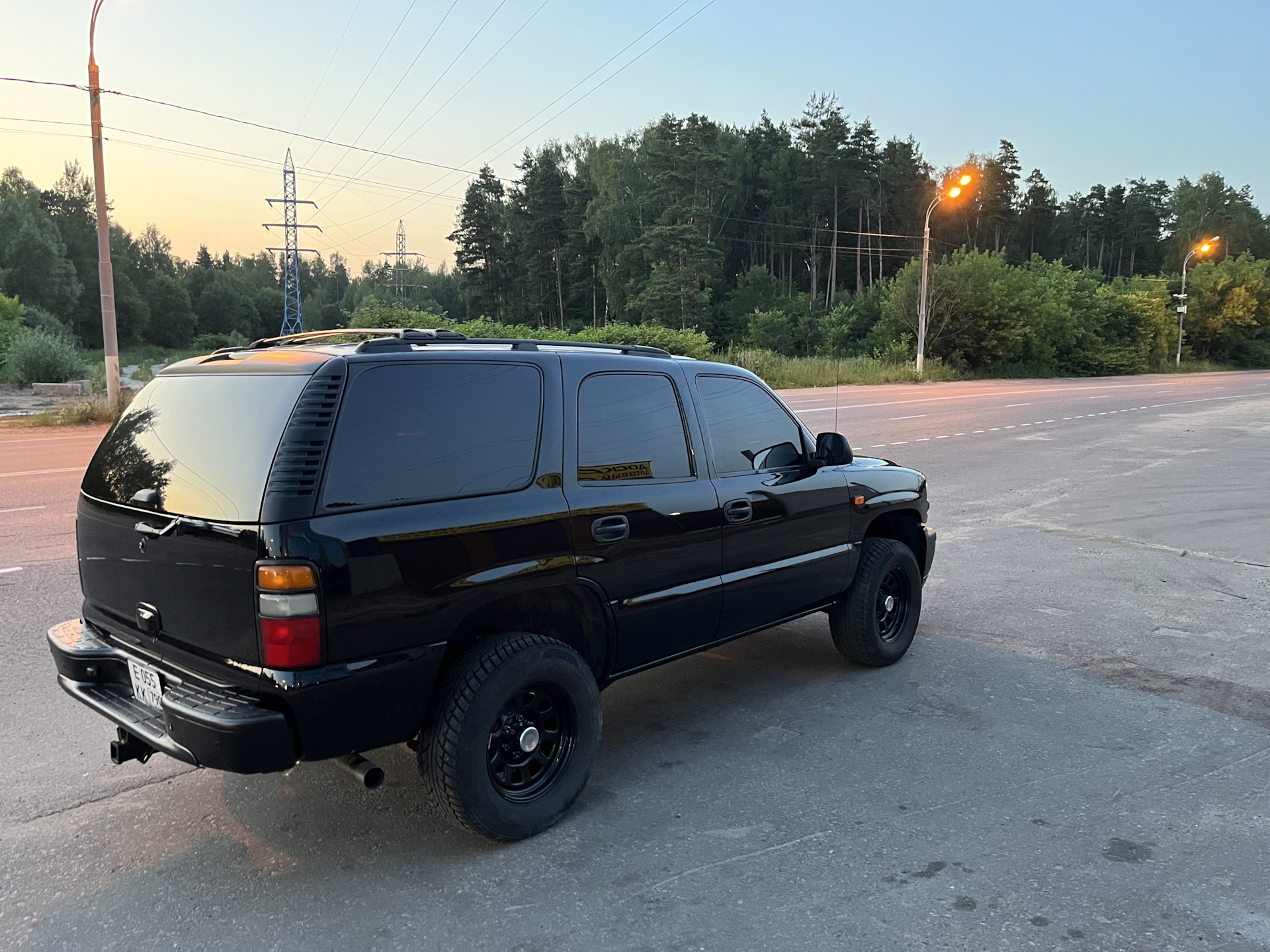 Chevrolet Tahoe 800