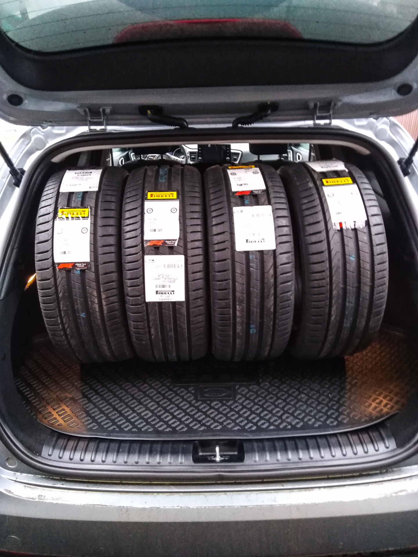 Pirelli p7 225/50r17 98y. Cinturato p7 (p7c2). Pirelli cinturato p7 new 205/55 r16 94v xl. Pirelli cinturato p7 new 225/50 r17 98y xl. Pirelli p7 new.