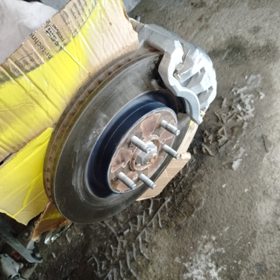 Укрываем ближлежащие детали — Haval F7x (1G)