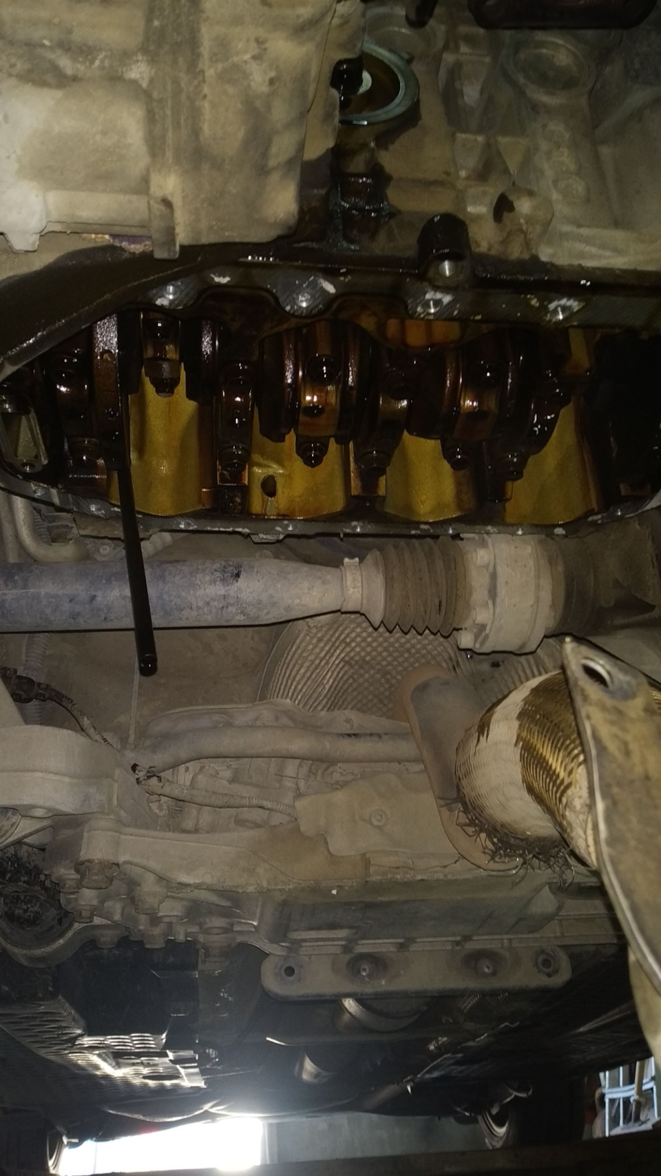 Замена гофры глушителя — Volkswagen Golf Mk5, 1,4 л, 2004 года ...