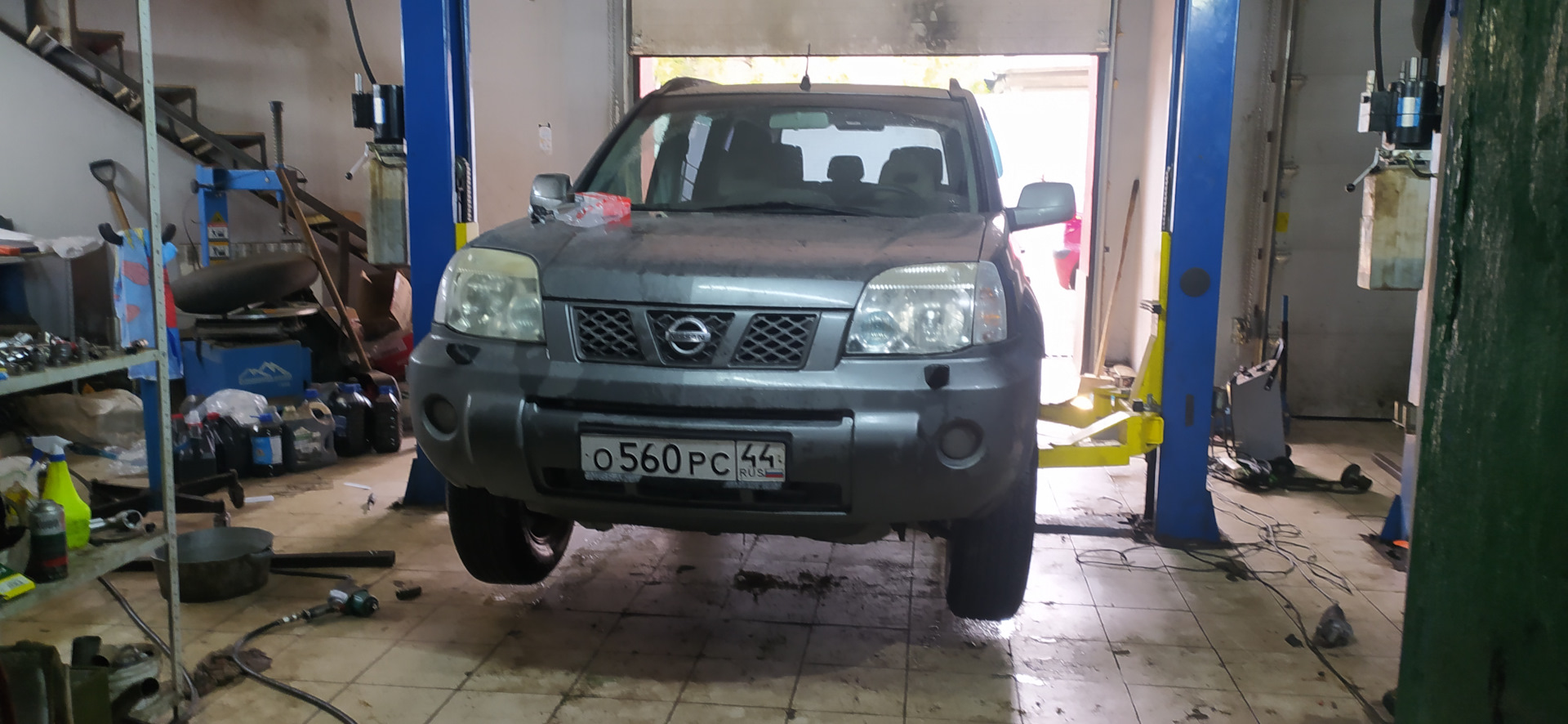 Небольшой люфт переднего колеса nissan x trail t31