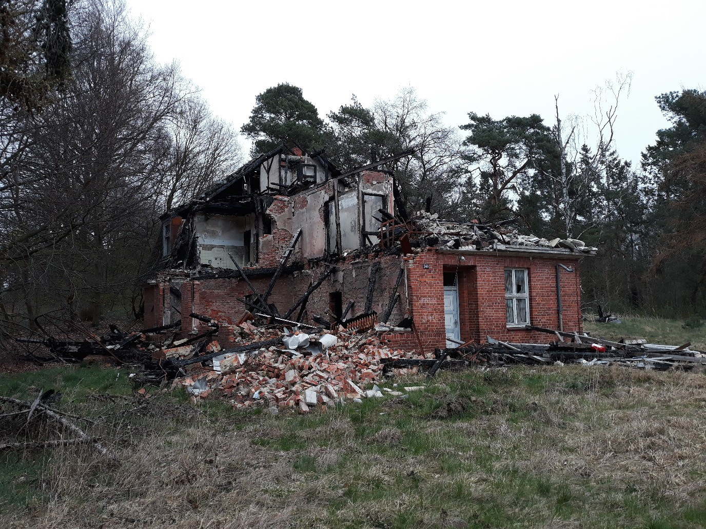 Крупянщик ковров. Заброшенные заводы Коврова. Гамбург заброшенные места.