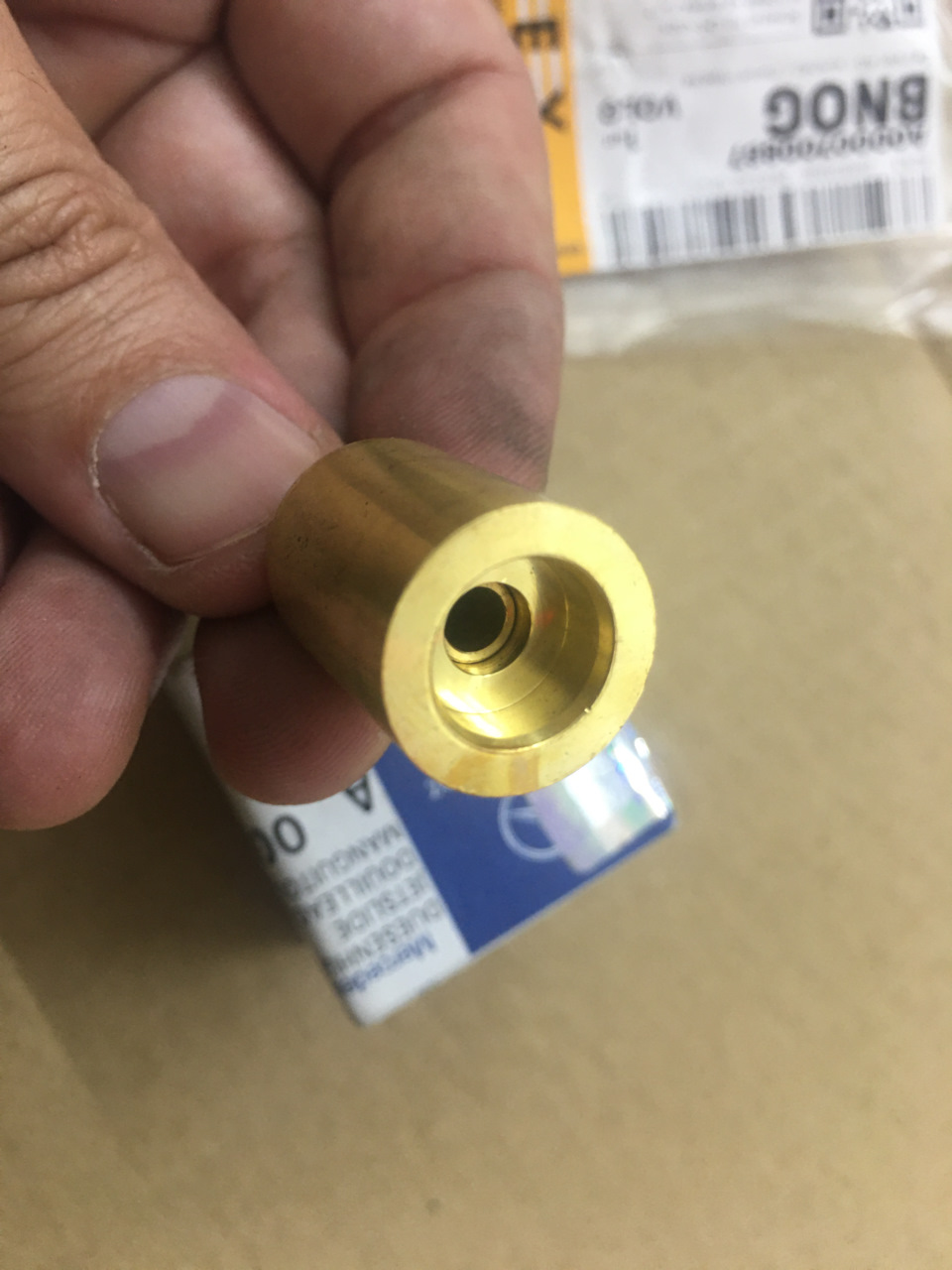 メル47004 Купить Электронный ключ Toyota Land Cruiser 200 в Москве по