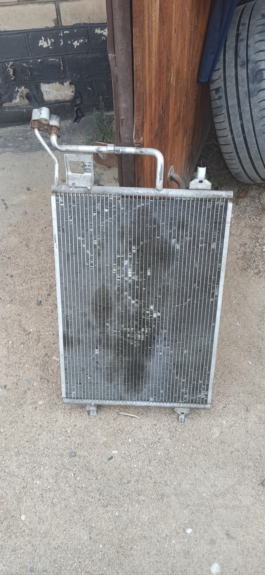 Огромное пятно — Volkswagen Passat Variant (B5)