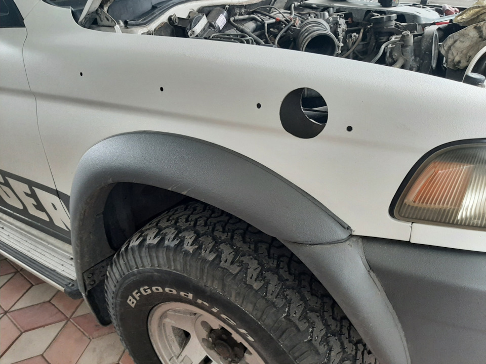 Установка Шноркеля Mitsubishi Challenger — Mitsubishi Challenger, 3 л ...