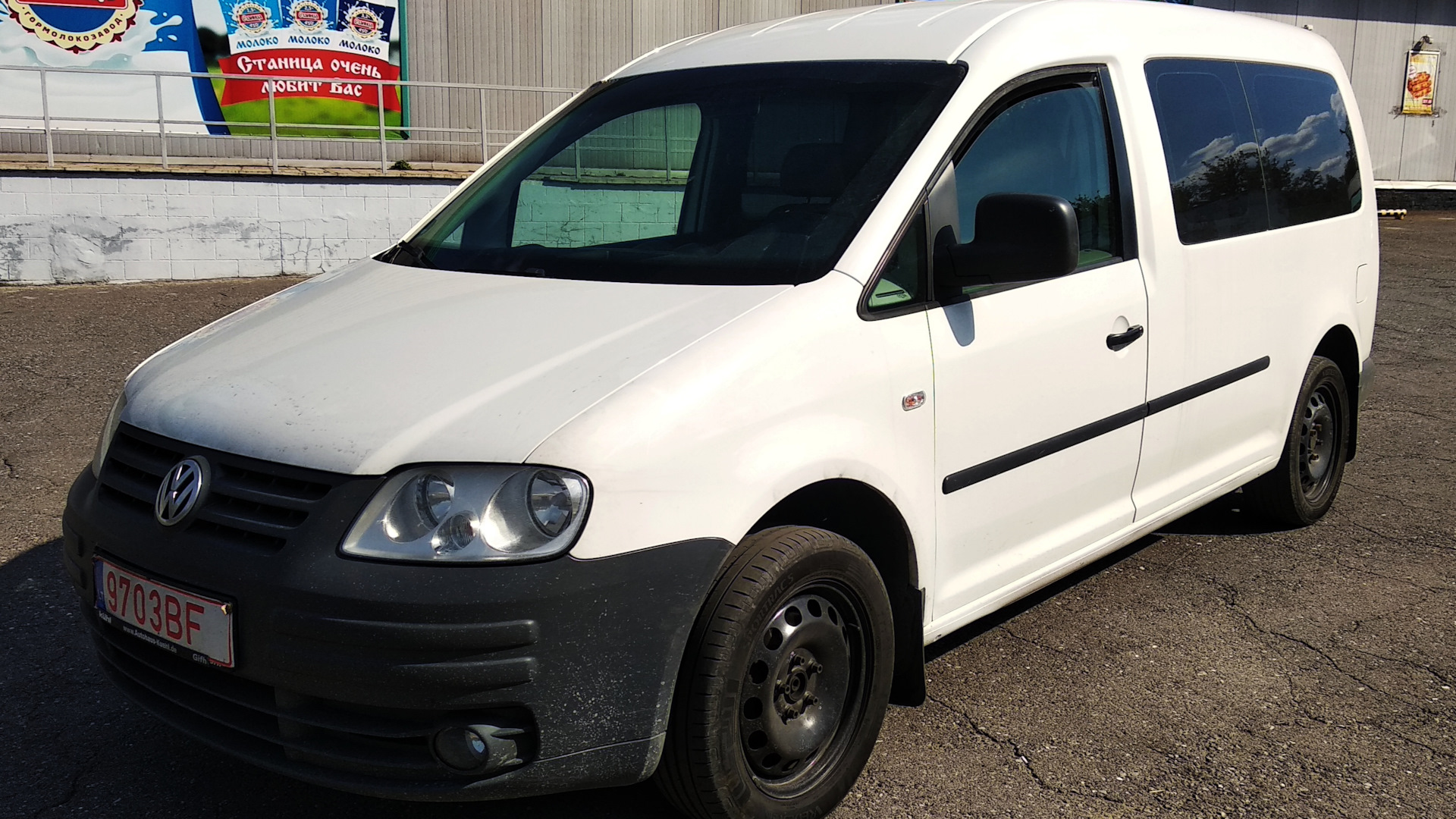 Volkswagen Caddy (3G) 1.6 бензиновый 2008 | Long и семеро козлят на DRIVE2