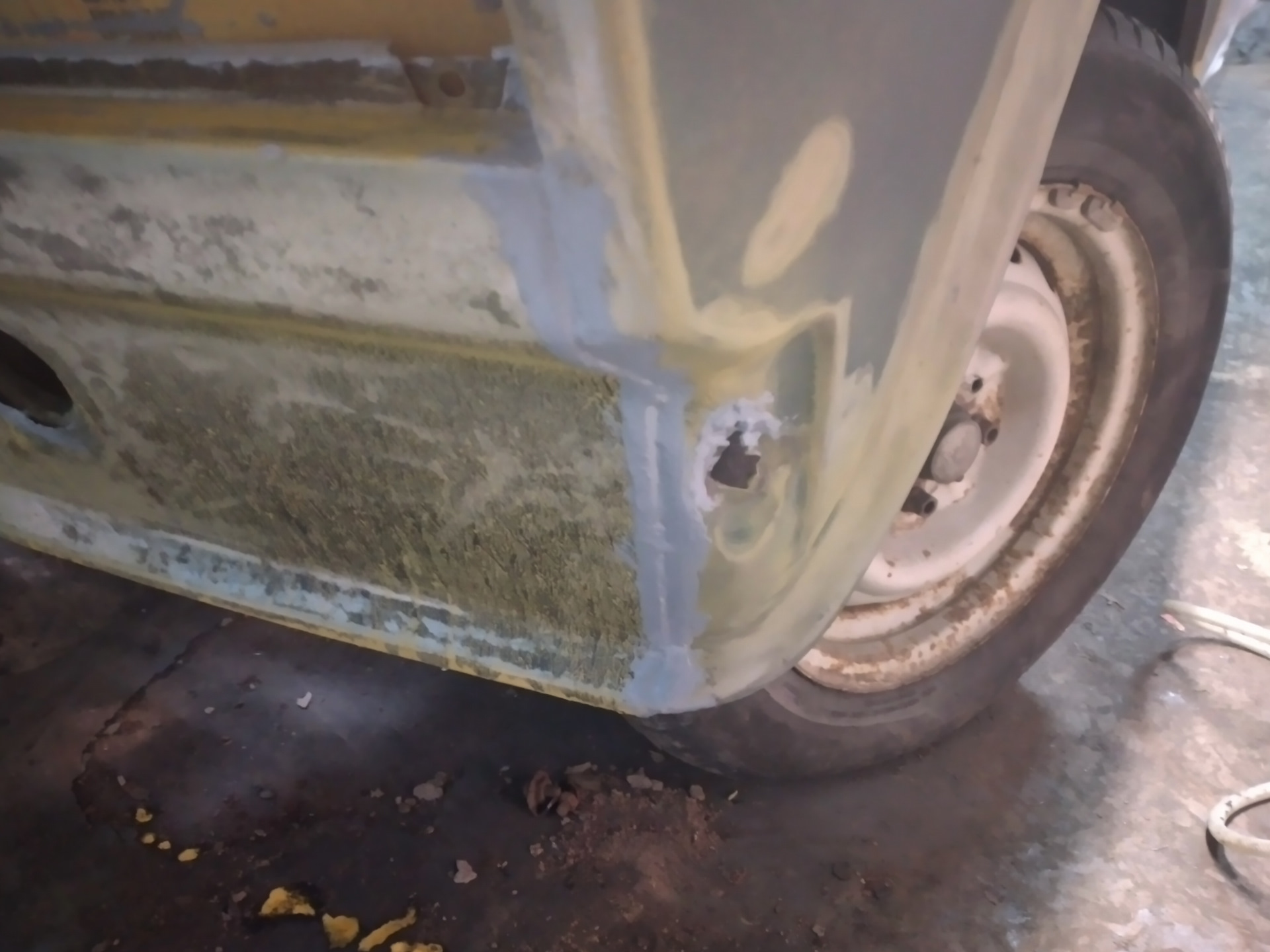 Покраска молотковой краской. — ИЖ 27175, 1,6 л, 2008 года | кузовной ...