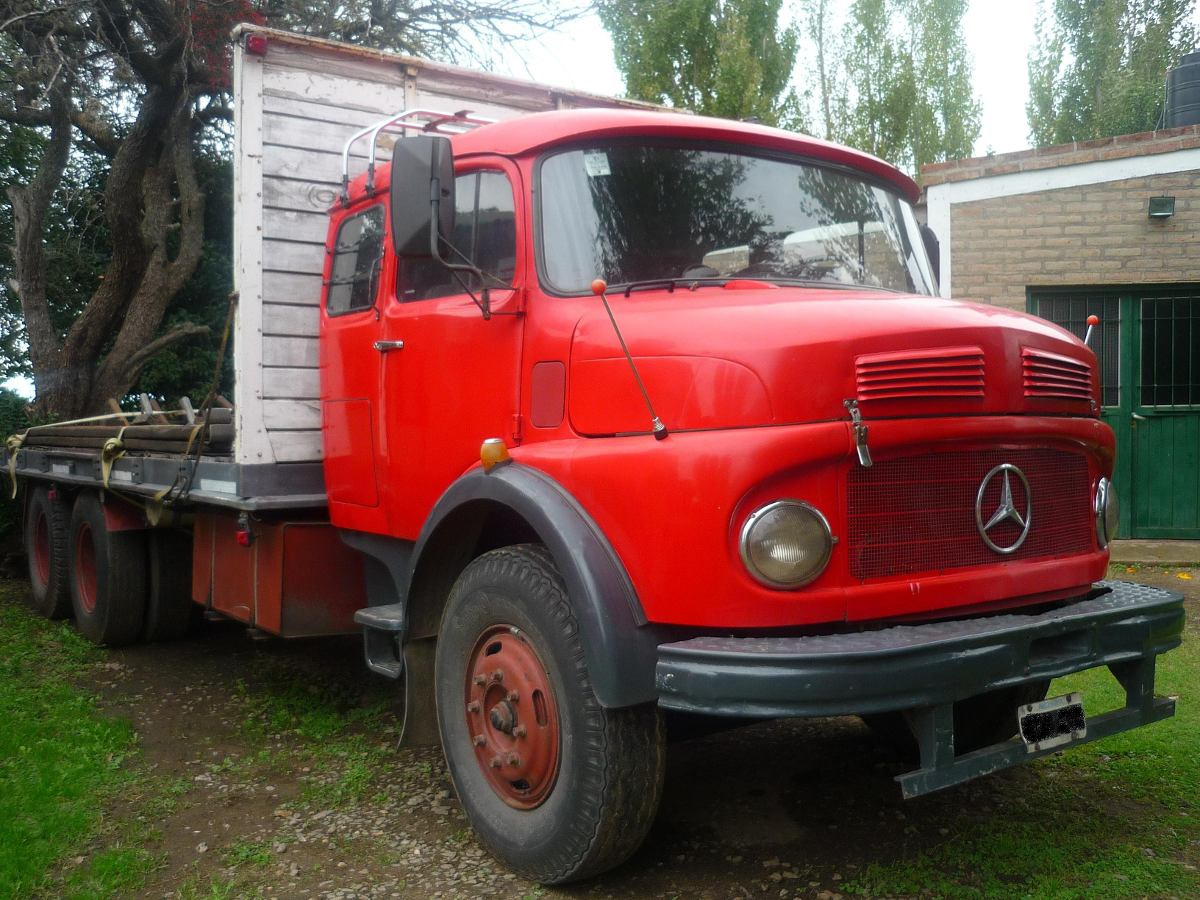 Mercedes Benz 1114