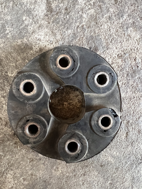 たっぷりボリュームで華奢見え、裏起毛ビッグシルエットパーカー