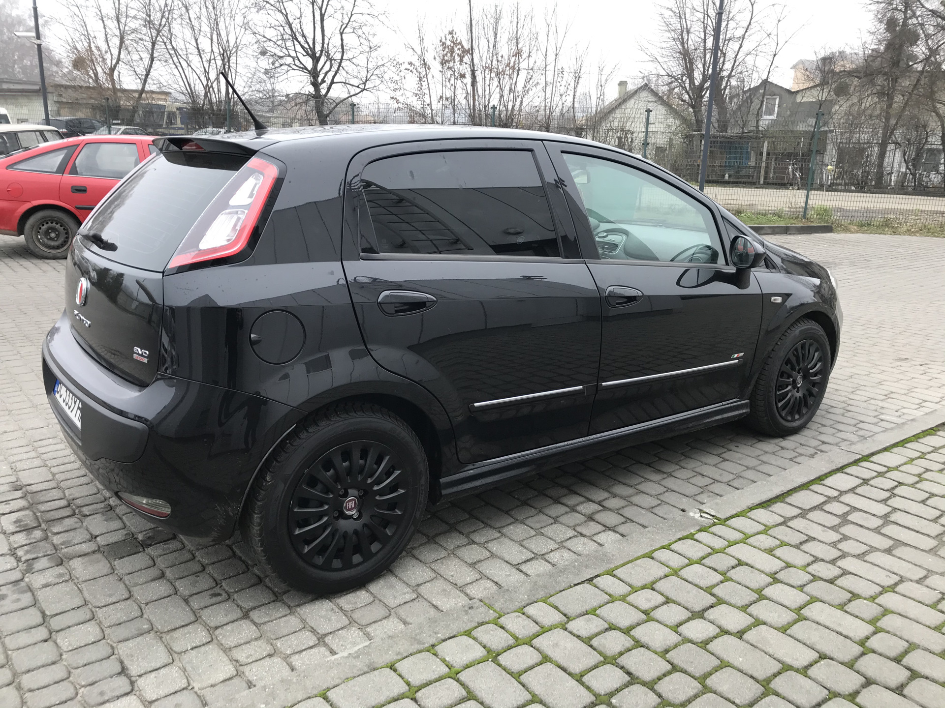 Блэк-мамба эдишн) — FIAT Punto Evo, 1,3 л., 2010 года | колёсные диски ...