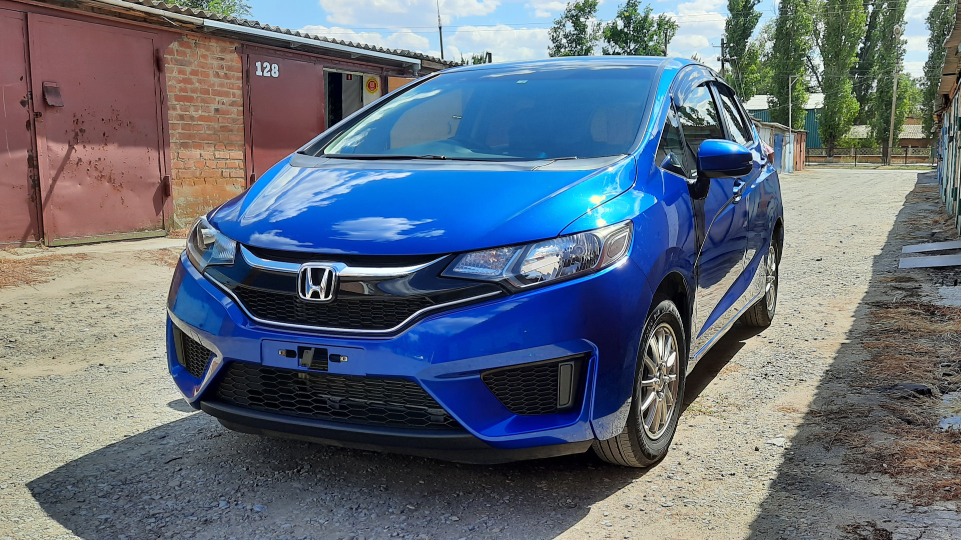 Honda fit gk 3. Honda Fit 2016 Black.