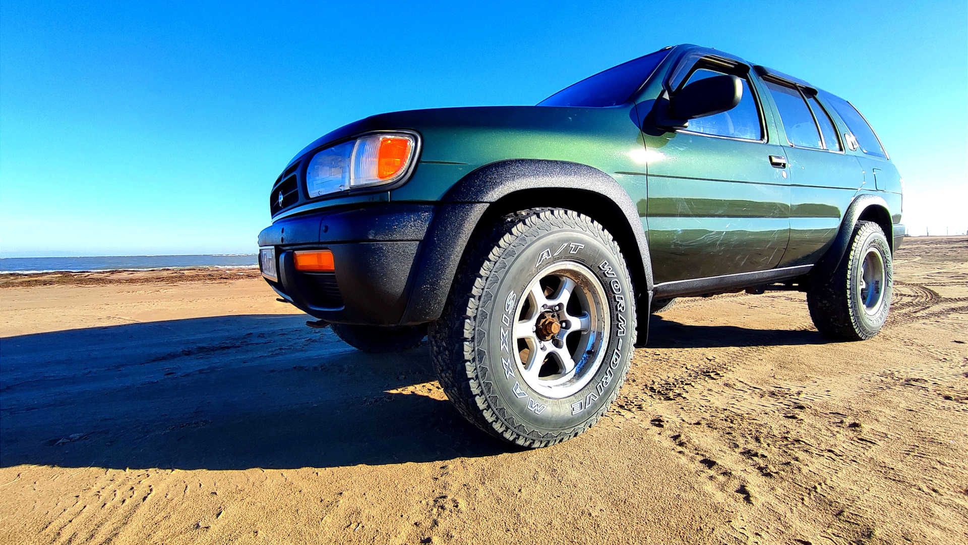 Nissan Pathfinder (2G) 3.3 бензиновый 1998 *Tank* на DRIVE2